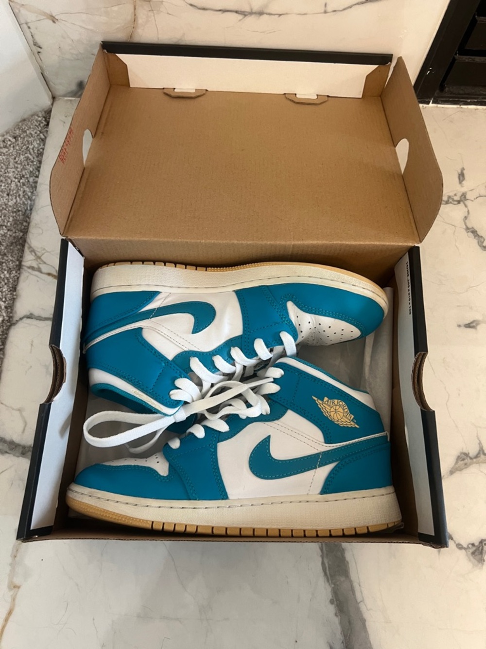Nike Air Jordan 1 Mid Aquatone and White Sneakers, GS Youth Boys Size 4.5